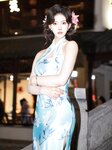 [XR Uncensored] 梨霜儿 - R18 秀人网模特 性感旗袍肉丝