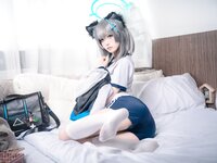 [Cosplay] Jiuqi Miao 九柒喵 - Gym Uniform Shiroko 体操服白子