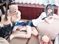 [Cosplay] Jiuqi Miao 九柒喵 - Gym Uniform Shiroko 体操服白子