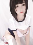 [Cosplay] Mizhi Mao Qiu 蜜汁猫裘 - White Gym Uniform 白色体操服