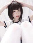 [Cosplay] Mizhi Mao Qiu 蜜汁猫裘 - White Gym Uniform 白色体操服