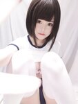 [Cosplay] Mizhi Mao Qiu 蜜汁猫裘 - White Gym Uniform 白色体操服