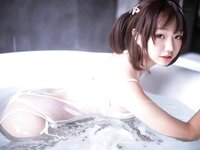 [Cosplay] 柒柒要乖哦 激凸死库水X白色Spa [34P-160MB]