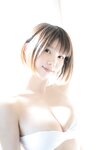 [Photobook] えなこ「えなこBEST V」【週チャンデジグラ】