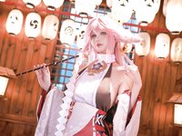 [Cosplay] 桜满三时 八重神子