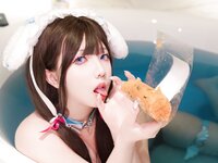 [Cosplay] 小和甜酒 浴缸 (恶魔+虎鲸+蓝色小狗) [80P-915MB]