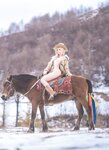 [Cosplay] 小和甜酒 骑马 猎人 [59P1V-682MB]
