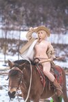 [Cosplay] 小和甜酒 骑马 猎人 [59P1V-682MB]