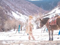 [Cosplay] 小和甜酒 骑马 猎人 [59P1V-682MB]