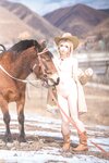 [Cosplay] 小和甜酒 骑马 猎人 [59P1V-682MB]