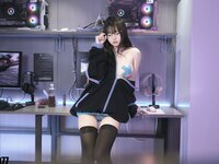 [Cosplay] 柒柒要乖哦 Game time [85P1V-1.12G]