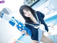 [Cosplay] 柒柒要乖哦 清凉夏日 [71P 1V-1.43GB]