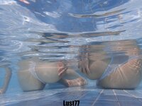 [Cosplay] 柒柒要乖哦 清凉夏日 [71P 1V-1.43GB]