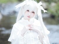 [Cosplay] Gua Xi Jiang 瓜希酱 - rabbit ears white dress 穹妹兔耳白裙
