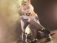 [Cosplay] lunananya Blue Archive Iochi Mari (idol) (伊落マリー) [26P-143MB]