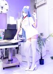 [Cosplay] 小和甜酒 碧蓝航线 伏罗希洛夫 护士 [25P2V-233MB]