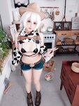 [Cosplay] 日奈娇 挤奶工 [73P-559MB]