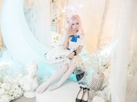 [Cosplay] lunananya 圣园未花 [24P-215MB]