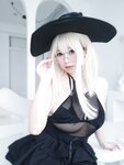 [Cosplay] 女主K 女巫 [20P1V-115.68 MB]