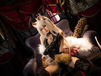 [Cosplay] Shika小鹿鹿 莎拉自拍集 [30P-130MB]