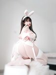 [Cosplay] 女主K 白丝兔女郎 [102P-192MB]