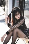 [Cosplay] 柒柒要乖哦 街拍黑皮裙 [17P-186MB]