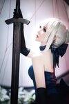 [Cosplay] 焖焖碳 FGO 黑呆 [30P-404MB]
