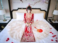 [Cosplay] 日奈娇 洞房花烛 [190P5V-1.68GB]