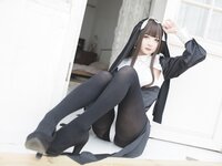 [Cosplay] 51酱 修女 [24P-238MB]