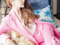 [Cosplay] 源纱希喵喵喵 与女上司一起出差的意外发现 [55P-1.07GB]