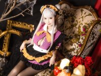 [Cosplay] 羽生三未 万圣黑丝女仆 [37P-1.56GB]