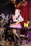 [Cosplay] 羽生三未 万圣黑丝女仆 [37P-1.56GB]