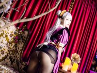 [Cosplay] 羽生三未 万圣黑丝女仆 [37P-1.56GB]