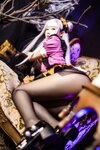 [Cosplay] 羽生三未 万圣黑丝女仆 [37P-1.56GB]