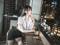 [Cosplay] 羽生三未 黑丝包臀OL [40P-658MB]