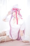 [Cosplay] 阿半今天很开心 BB护士 [25P-202MB]