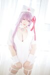 [Cosplay] 阿半今天很开心 BB护士 [25P-202MB]