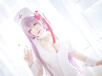 [Cosplay] 阿半今天很开心 BB护士 [25P-202MB]