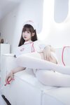 [Cosplay] 羽生三未 护士 [32P-459MB]