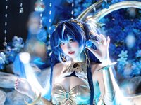 [Cosplay] 阿薰kaOri 鸣潮 尤诺 [294P12V-3.74GB]