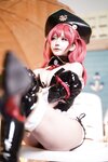 [Cosplay] 抱走莫子aa Nikke胜利女神 米哈拉 [73P10V-2.71GB]