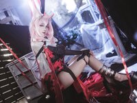 [Cosplay] 宮本桜 明日方舟 鸿雪 [18P-215MB]