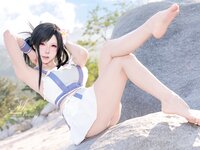 [Cosplay] Yiko湿润兔 2025泳装限定作 海边假日 蒂法 [80P-2.15GB]