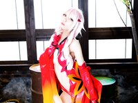 [Cosplay][Mikehouse] Mike ミケ - The One Who Prays To Ask For Forgiveness