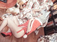 [Cosplay] 刺青Poi &Luisa_零纱 驯鹿与狼 [40P-583MB]