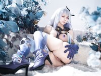 [Cosplay] 上杉绘梨落 丝柯克
