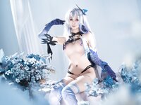 [Cosplay] 上杉绘梨落 丝柯克