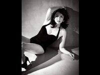 FRIDAY GOLD 井上晴美 - The Muse Descends ミューズ降臨