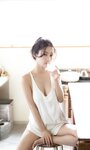 [Photobook]【デジタル限定】澄田綾乃写真集「注意！魔性の女神」 (週プレ PHOTO BOOK)