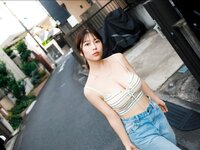 FRIDAY monthly girl 054 = 伊織いお 完全未発表100カット